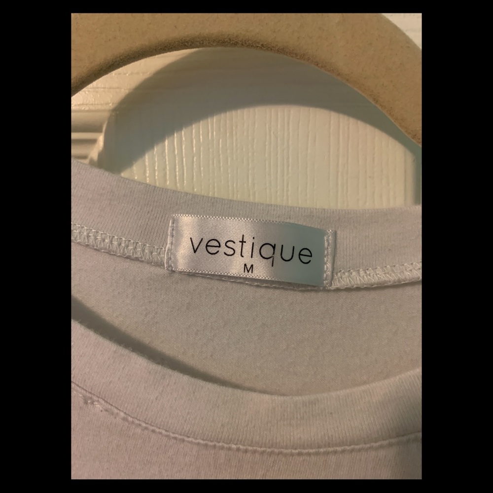 Graphic tee - Picture 3 of 3
